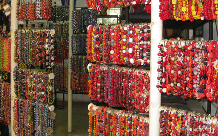 Kazuri-beads-factory-1024x467
