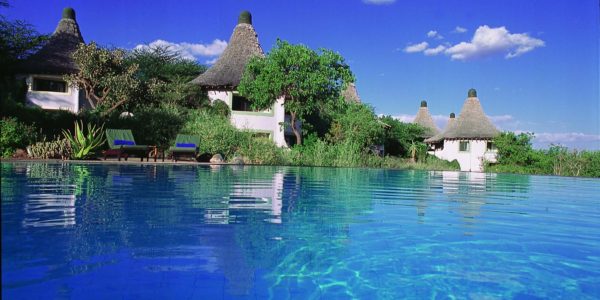 lake-manyara-serena-lodge-600x300