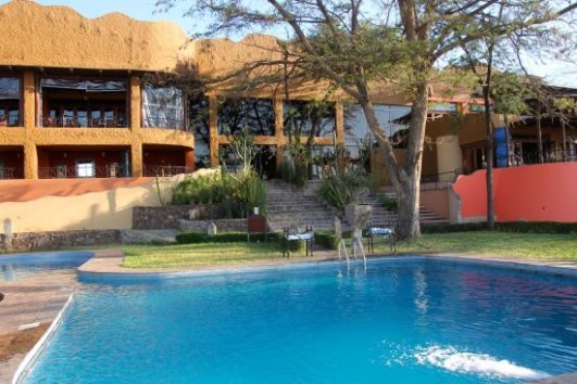 serengeti-sopa-lodge-531x354