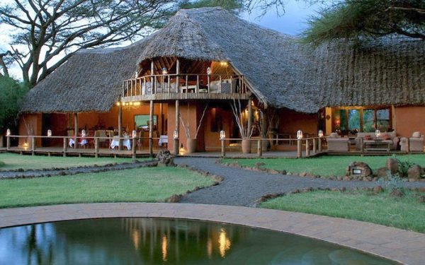 tawi-lodge-amboseli-600x375