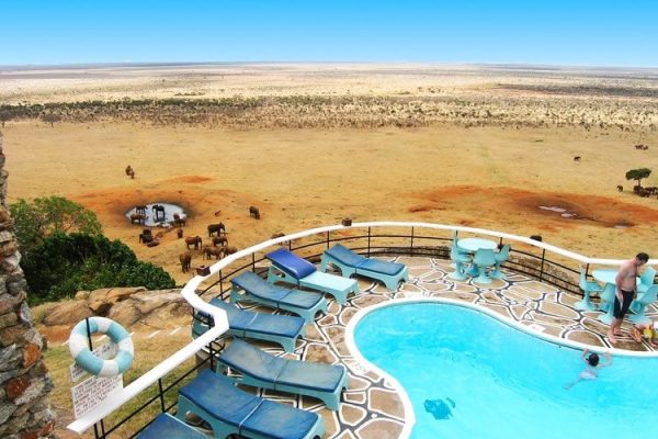 voi-safari-lodge